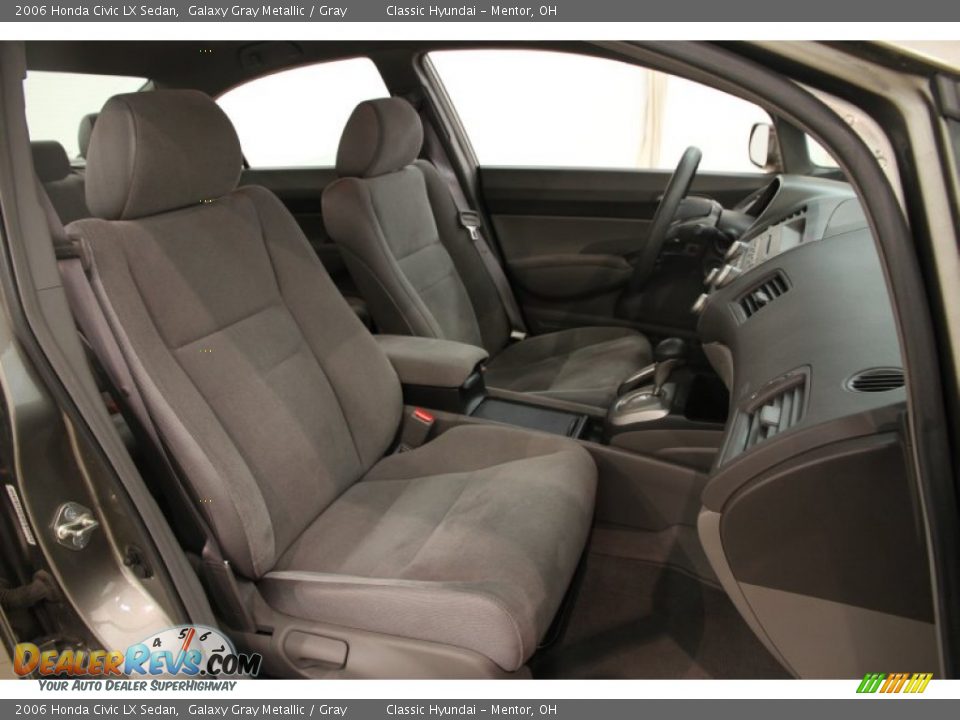 2006 Honda Civic LX Sedan Galaxy Gray Metallic / Gray Photo #11