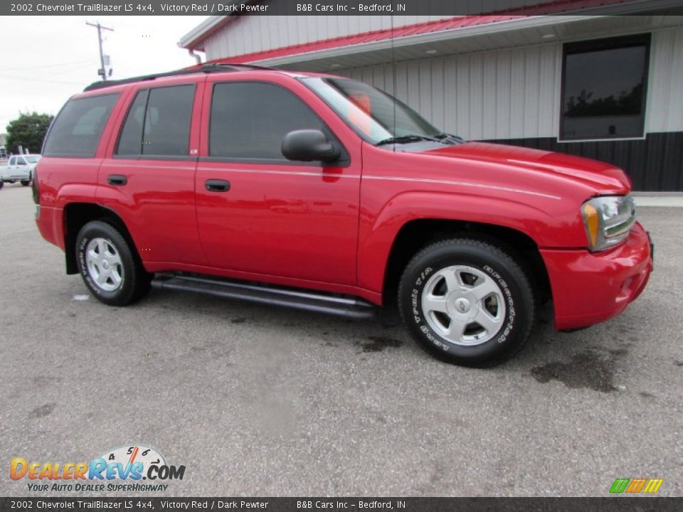 2002 Chevrolet TrailBlazer LS 4x4 Victory Red / Dark Pewter Photo #7