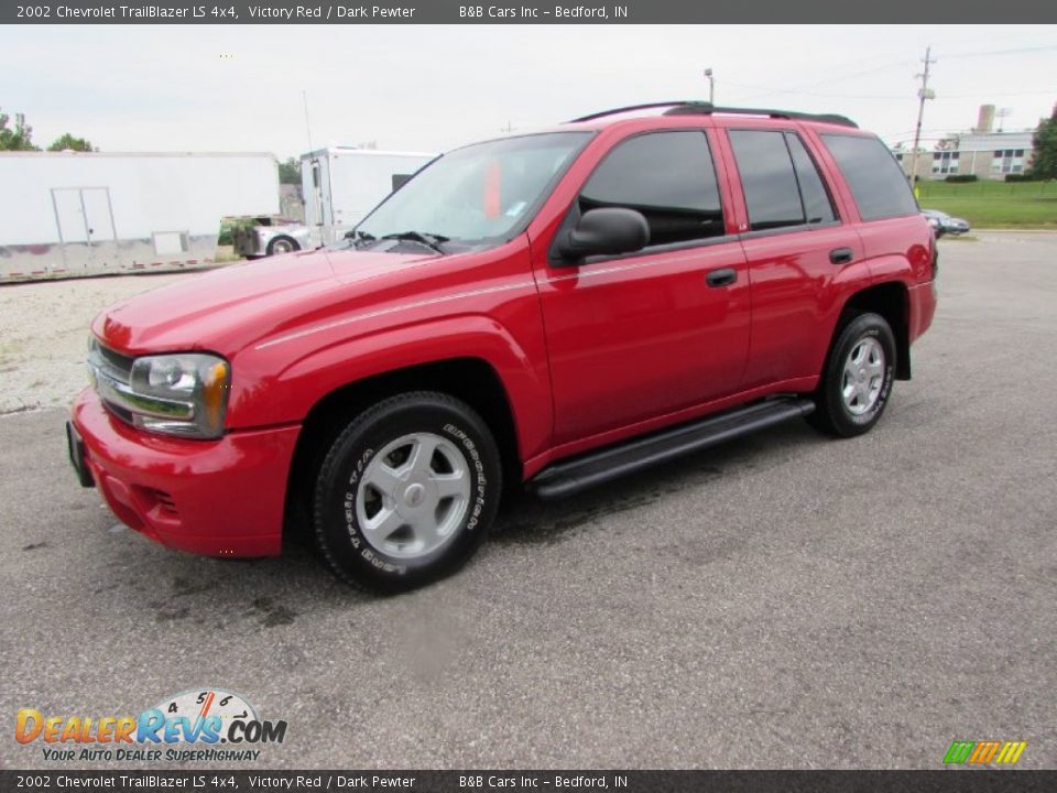2002 Chevrolet TrailBlazer LS 4x4 Victory Red / Dark Pewter Photo #8