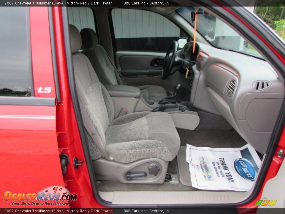 2002 Chevrolet TrailBlazer LS 4x4 Victory Red / Dark Pewter Photo #21