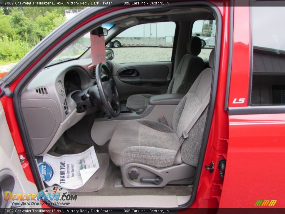 2002 Chevrolet TrailBlazer LS 4x4 Victory Red / Dark Pewter Photo #28