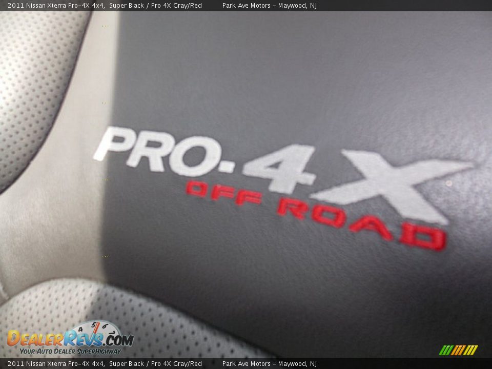 2011 Nissan Xterra Pro-4X 4x4 Logo Photo #21