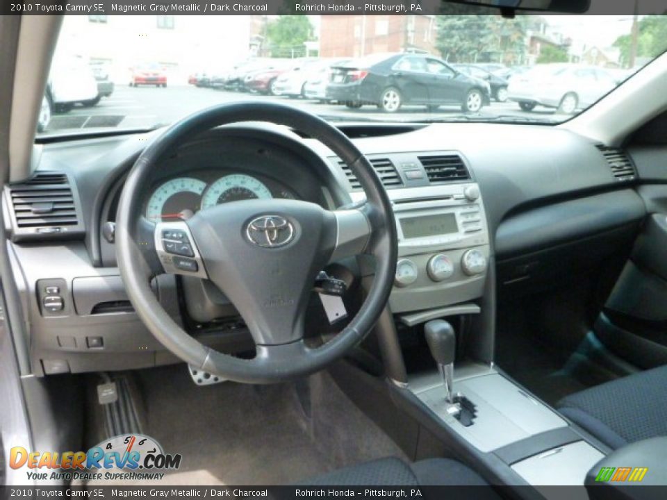 2010 Toyota Camry SE Magnetic Gray Metallic / Dark Charcoal Photo #6