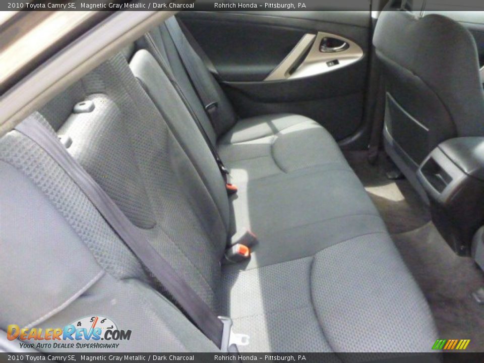 2010 Toyota Camry SE Magnetic Gray Metallic / Dark Charcoal Photo #14