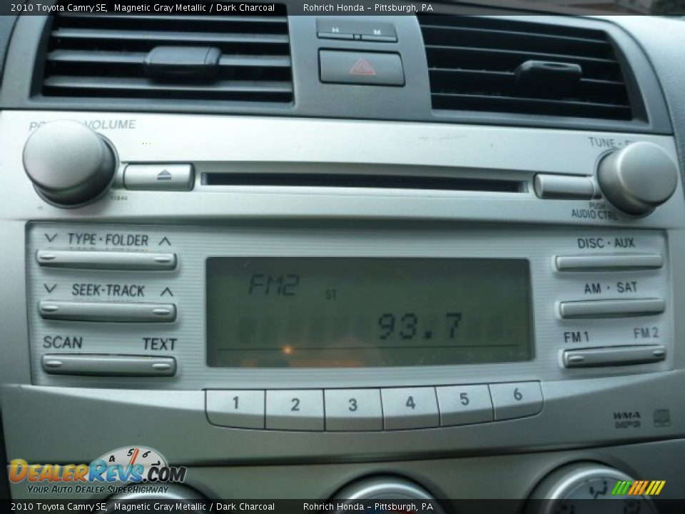 2010 Toyota Camry SE Magnetic Gray Metallic / Dark Charcoal Photo #23