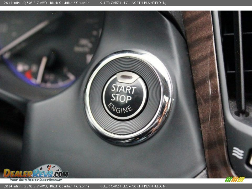 Controls of 2014 Infiniti Q 50S 3.7 AWD Photo #17