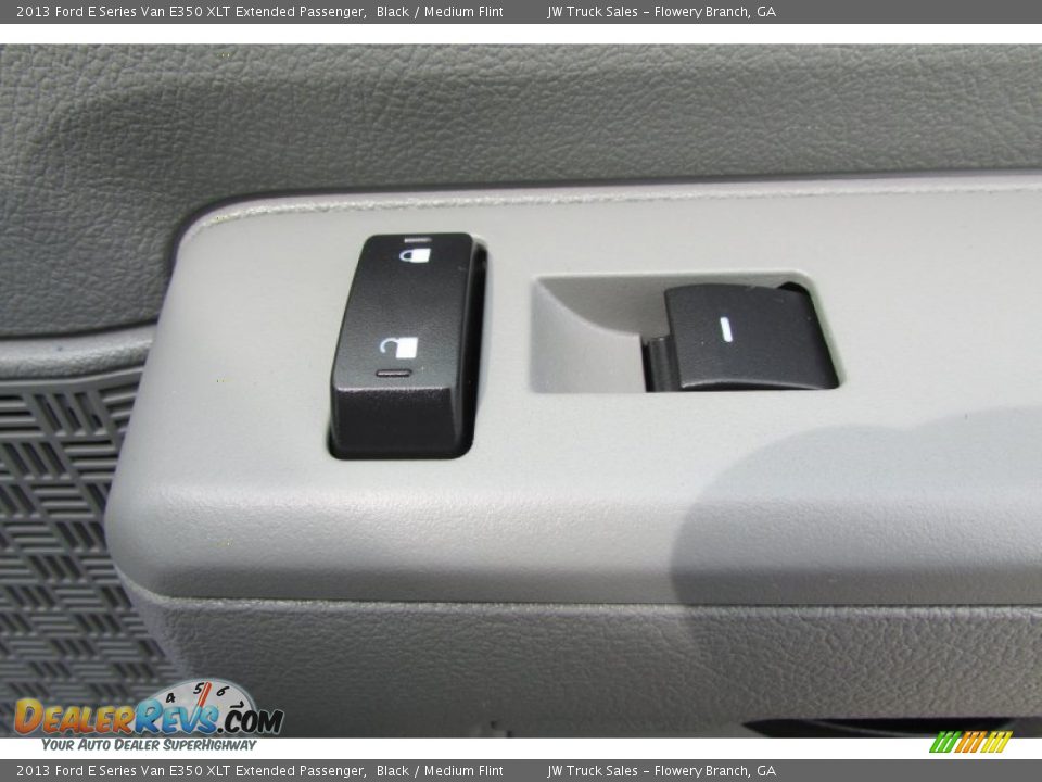 2013 Ford E Series Van E350 XLT Extended Passenger Black / Medium Flint Photo #22