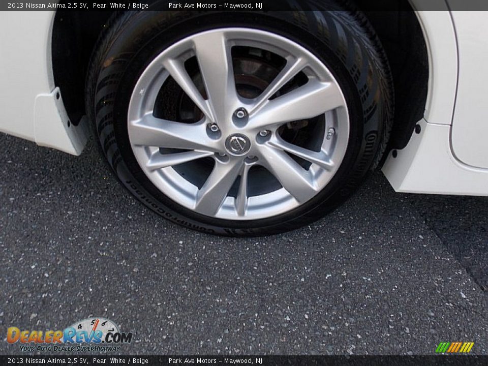 2013 Nissan Altima 2.5 SV Pearl White / Beige Photo #9