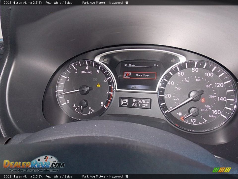 2013 Nissan Altima 2.5 SV Pearl White / Beige Photo #22