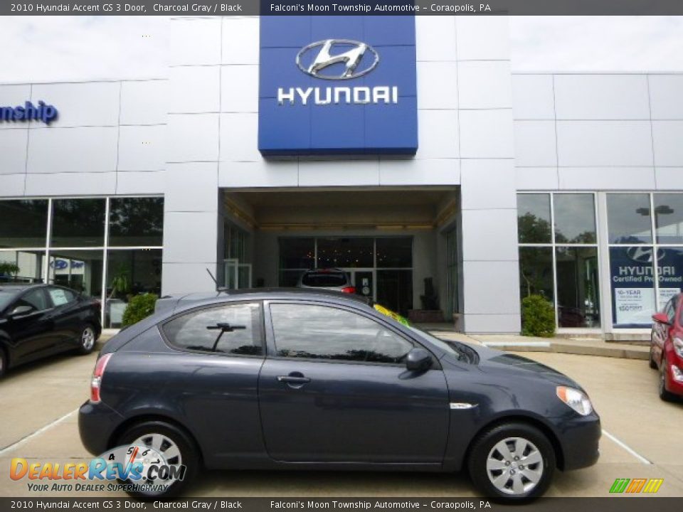 2010 Hyundai Accent GS 3 Door Charcoal Gray / Black Photo #1