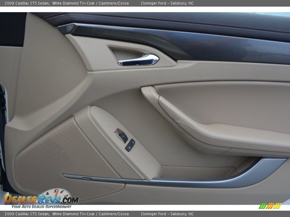 2009 Cadillac CTS Sedan White Diamond Tri-Coat / Cashmere/Cocoa Photo #13