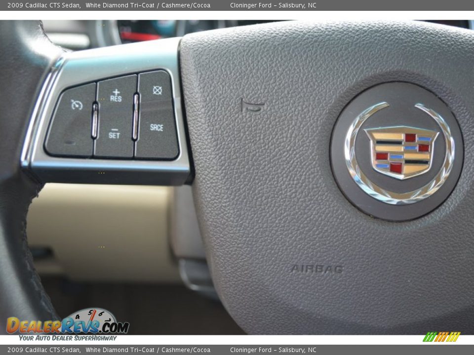 2009 Cadillac CTS Sedan White Diamond Tri-Coat / Cashmere/Cocoa Photo #21