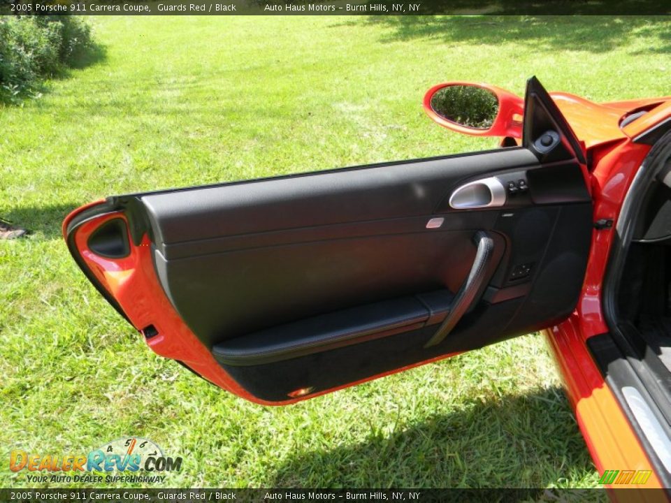 Door Panel of 2005 Porsche 911 Carrera Coupe Photo #29