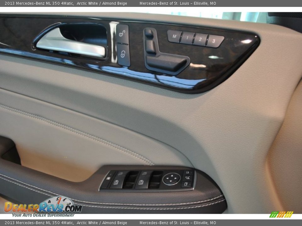 2013 Mercedes-Benz ML 350 4Matic Arctic White / Almond Beige Photo #20