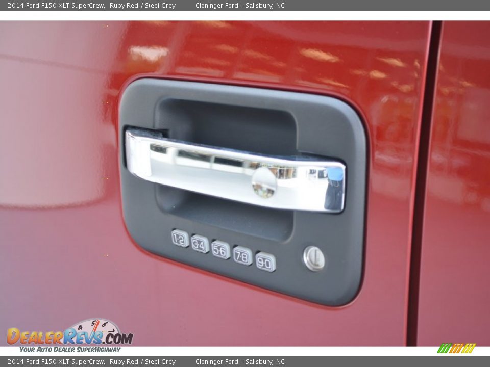 2014 Ford F150 XLT SuperCrew Ruby Red / Steel Grey Photo #13