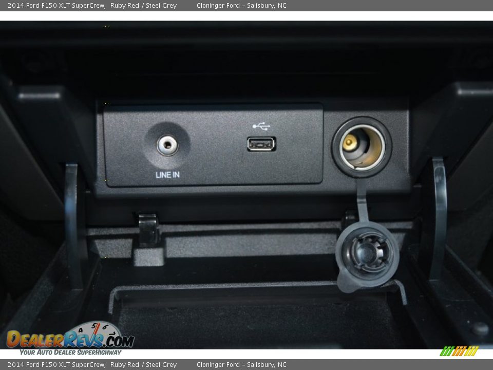 2014 Ford F150 XLT SuperCrew Ruby Red / Steel Grey Photo #15
