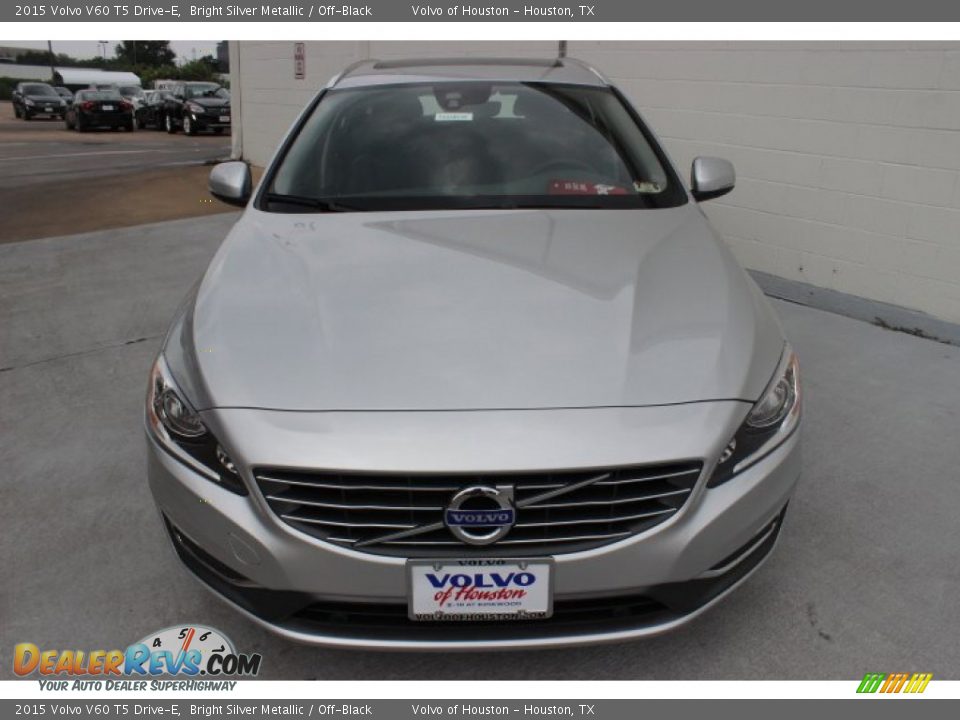 2015 Volvo V60 T5 Drive-E Bright Silver Metallic / Off-Black Photo #2