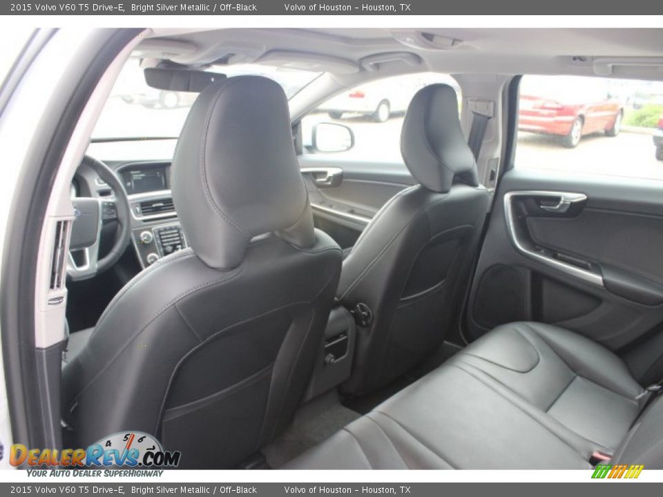 2015 Volvo V60 T5 Drive-E Bright Silver Metallic / Off-Black Photo #25