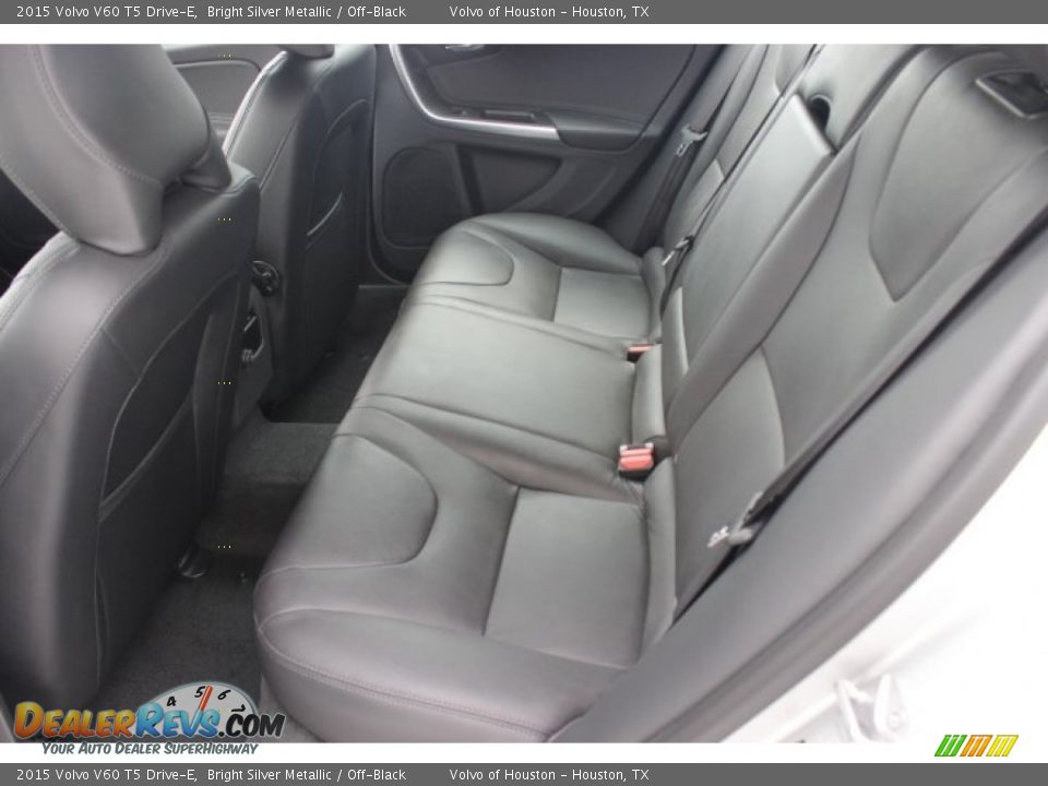 2015 Volvo V60 T5 Drive-E Bright Silver Metallic / Off-Black Photo #26