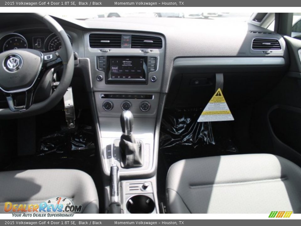 2015 Volkswagen Golf 4 Door 1.8T SE Black / Black Photo #22