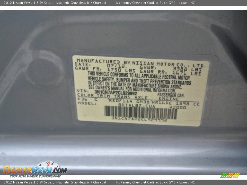 2012 Nissan Versa 1.6 SV Sedan Magnetic Gray Metallic / Charcoal Photo #7