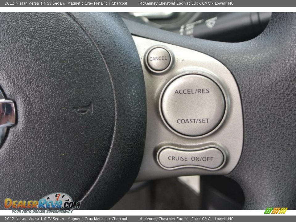 2012 Nissan Versa 1.6 SV Sedan Magnetic Gray Metallic / Charcoal Photo #16