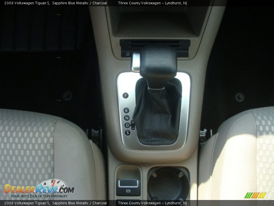 2009 Volkswagen Tiguan S Sapphire Blue Metallic / Charcoal Photo #11