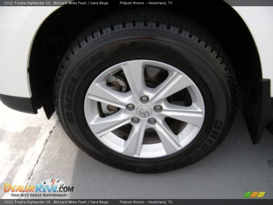 2012 Toyota Highlander V6 Blizzard White Pearl / Sand Beige Photo #11