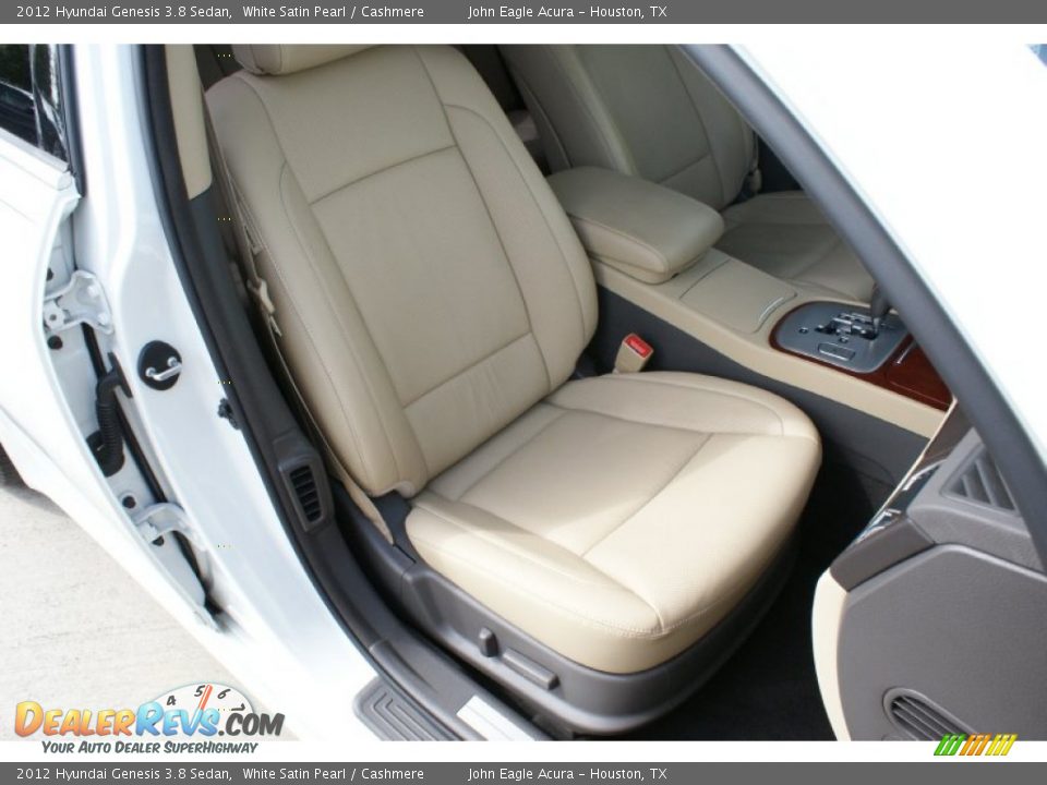 2012 Hyundai Genesis 3.8 Sedan White Satin Pearl / Cashmere Photo #22
