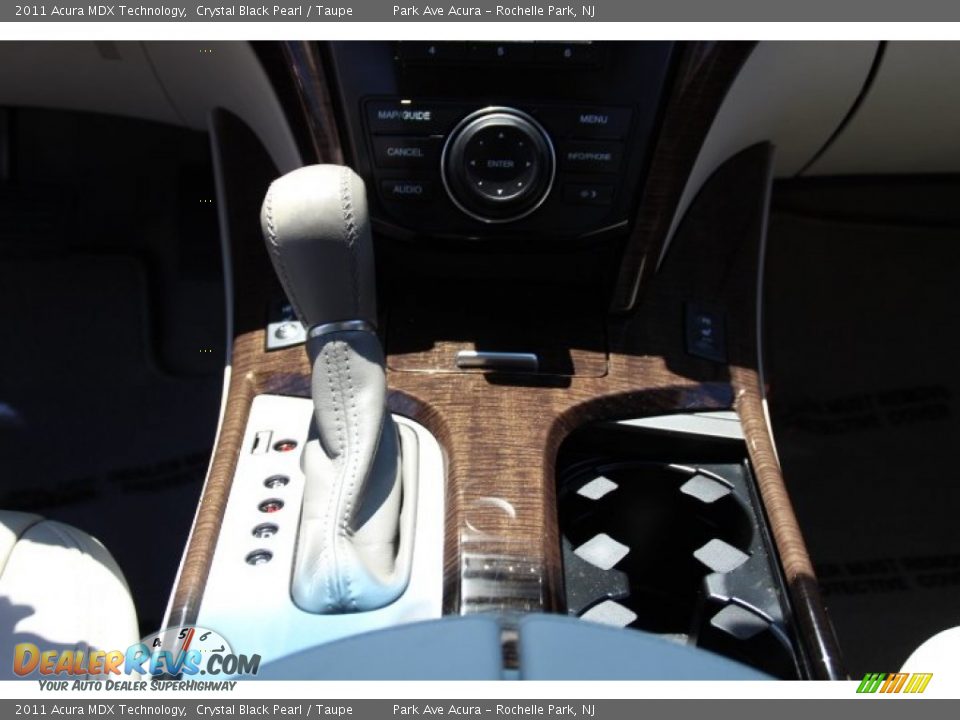 2011 Acura MDX Technology Crystal Black Pearl / Taupe Photo #17