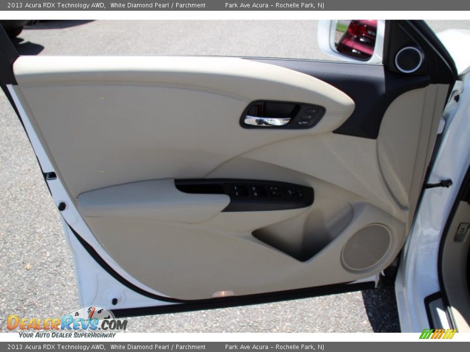 2013 Acura RDX Technology AWD White Diamond Pearl / Parchment Photo #9