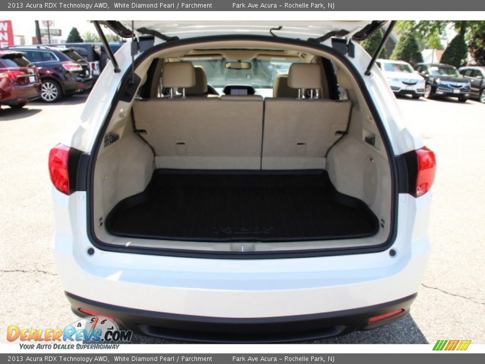 2013 Acura RDX Technology AWD White Diamond Pearl / Parchment Photo #22