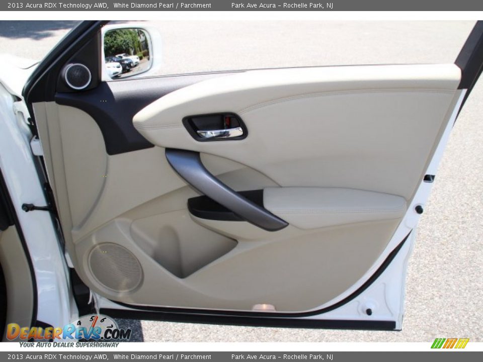 2013 Acura RDX Technology AWD White Diamond Pearl / Parchment Photo #26