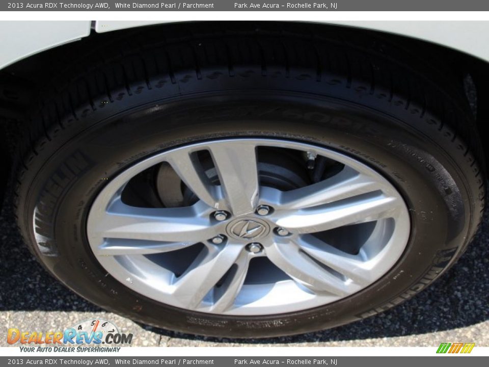 2013 Acura RDX Technology AWD White Diamond Pearl / Parchment Photo #33