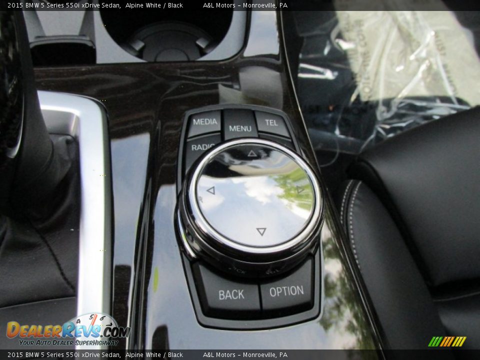 Controls of 2015 BMW 5 Series 550i xDrive Sedan Photo #16