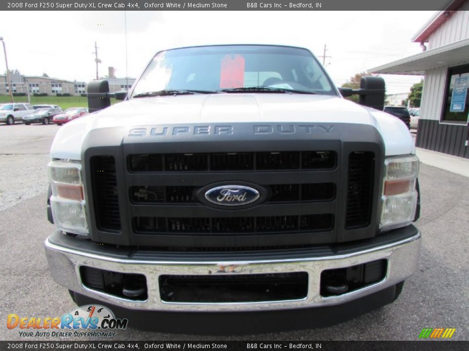 2008 Ford F250 Super Duty XL Crew Cab 4x4 Oxford White / Medium Stone Photo #3