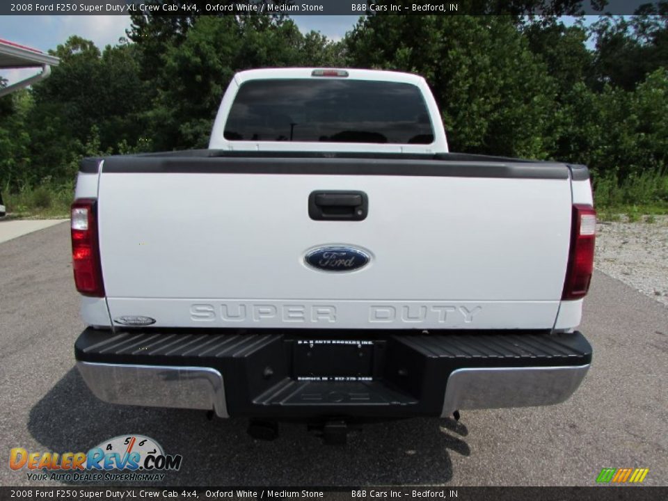 2008 Ford F250 Super Duty XL Crew Cab 4x4 Oxford White / Medium Stone Photo #4