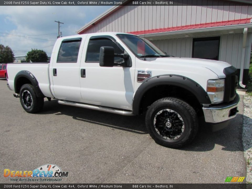 2008 Ford F250 Super Duty XL Crew Cab 4x4 Oxford White / Medium Stone Photo #7