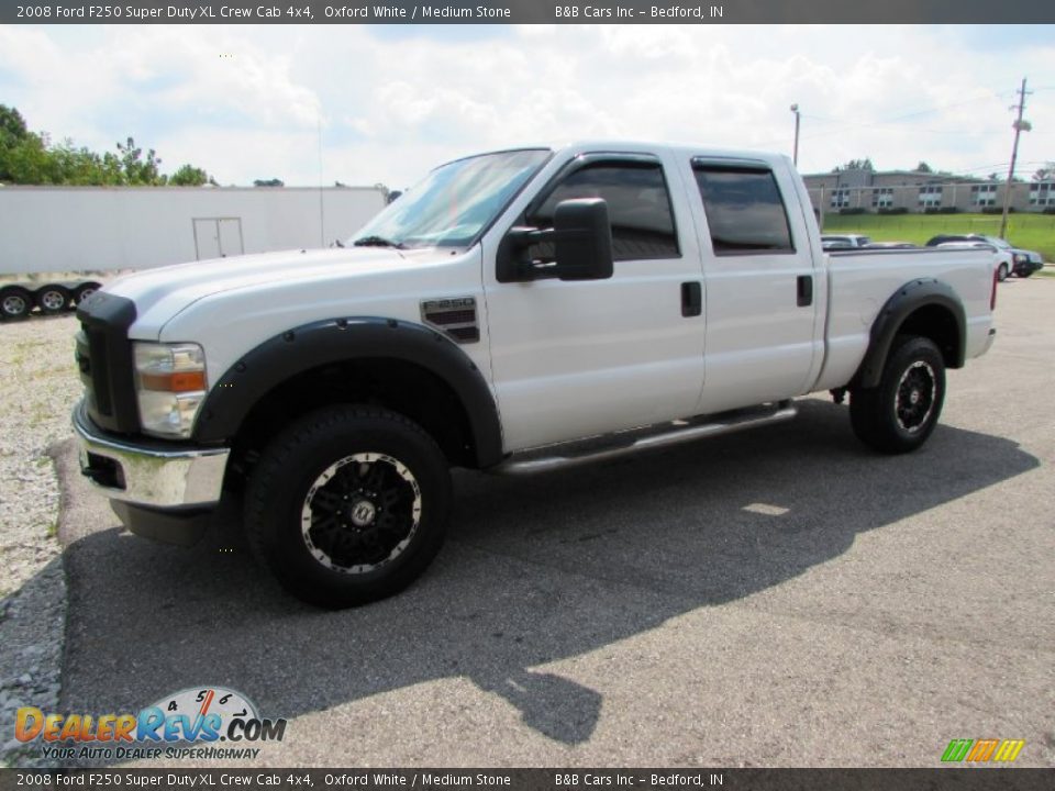 2008 Ford F250 Super Duty XL Crew Cab 4x4 Oxford White / Medium Stone Photo #8