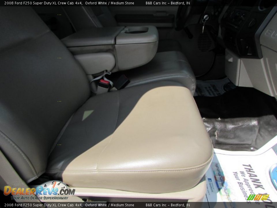 2008 Ford F250 Super Duty XL Crew Cab 4x4 Oxford White / Medium Stone Photo #21