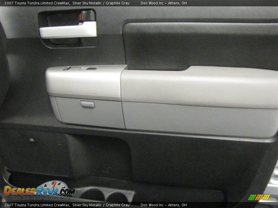 2007 Toyota Tundra Limited CrewMax Silver Sky Metallic / Graphite Gray Photo #20