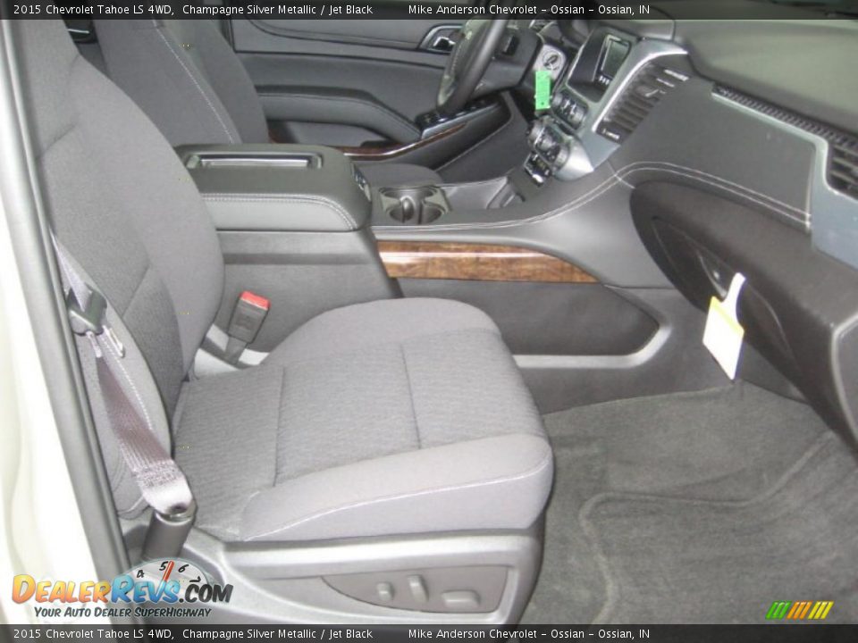 2015 Chevrolet Tahoe LS 4WD Champagne Silver Metallic / Jet Black Photo #9