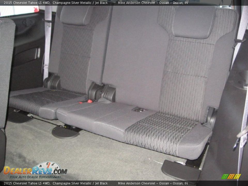 2015 Chevrolet Tahoe LS 4WD Champagne Silver Metallic / Jet Black Photo #17