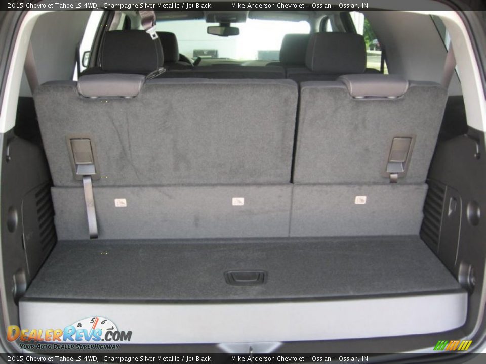 2015 Chevrolet Tahoe LS 4WD Champagne Silver Metallic / Jet Black Photo #18