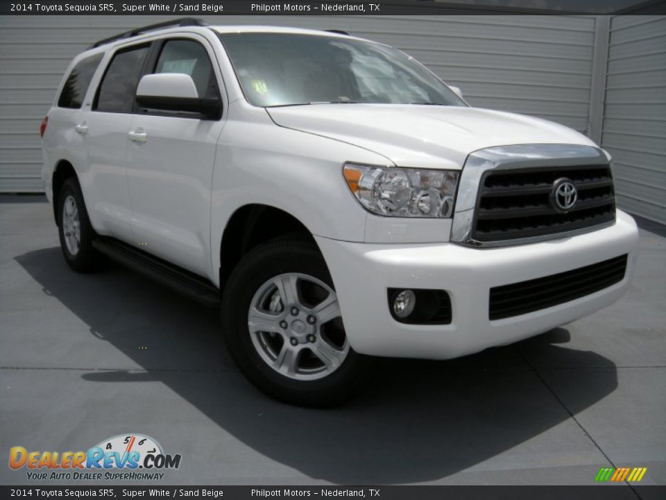 2014 Toyota Sequoia SR5 Super White / Sand Beige Photo #2