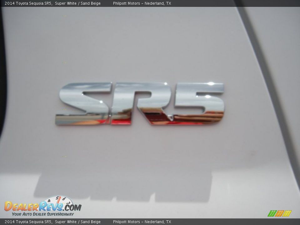 2014 Toyota Sequoia SR5 Super White / Sand Beige Photo #14