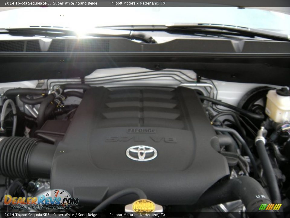 2014 Toyota Sequoia SR5 Super White / Sand Beige Photo #18