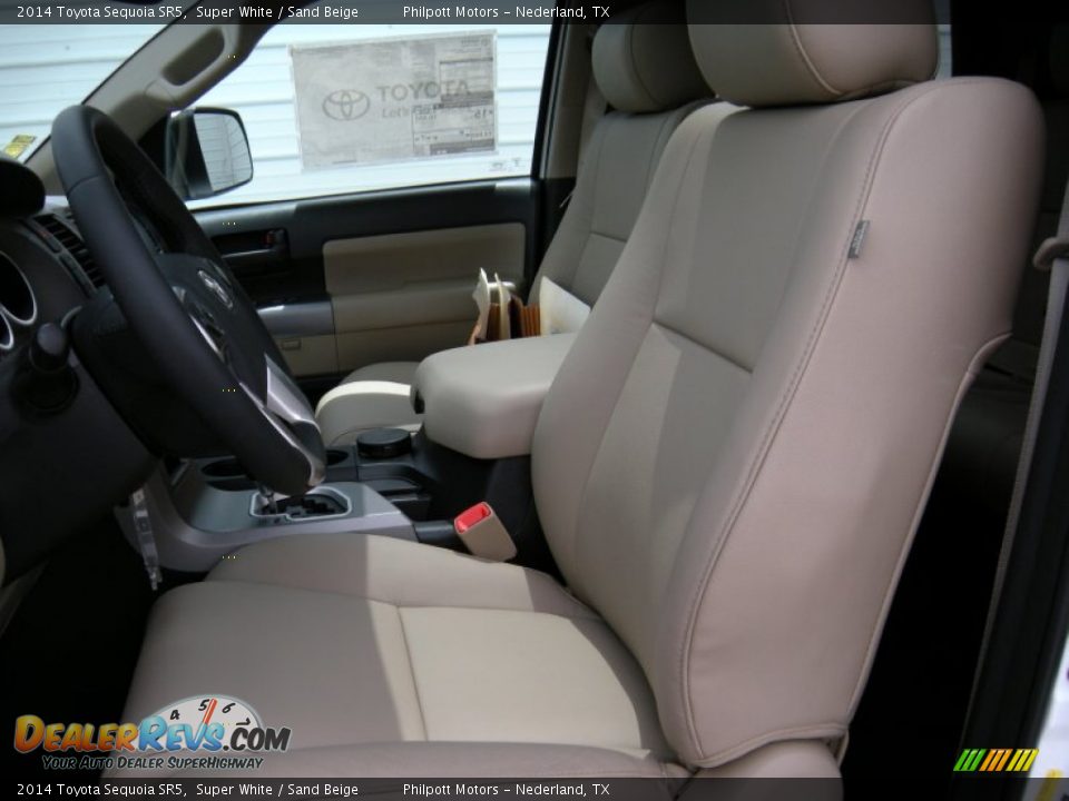 2014 Toyota Sequoia SR5 Super White / Sand Beige Photo #29