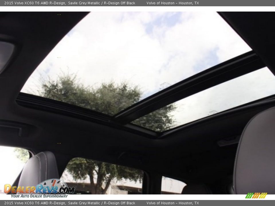Sunroof of 2015 Volvo XC60 T6 AWD R-Design Photo #15