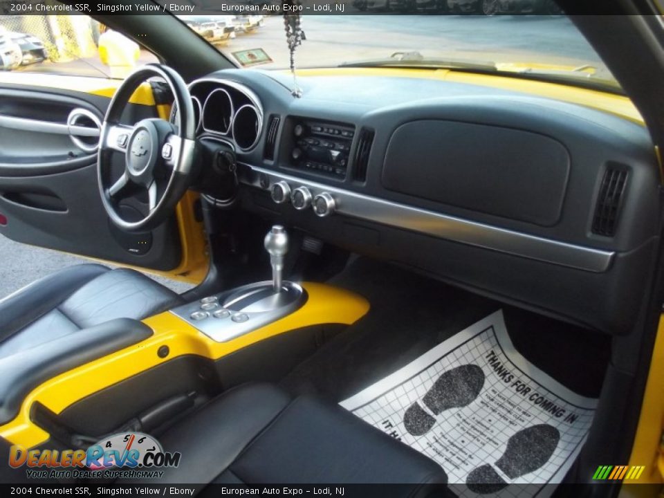 2004 Chevrolet SSR Slingshot Yellow / Ebony Photo #14